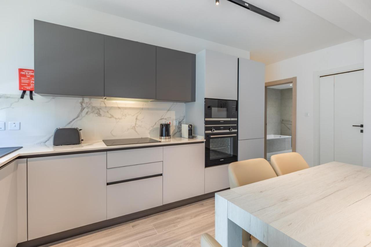 Luxury In Just Minutes Away From The Seafront And Restaurants Апартаменты Gzira