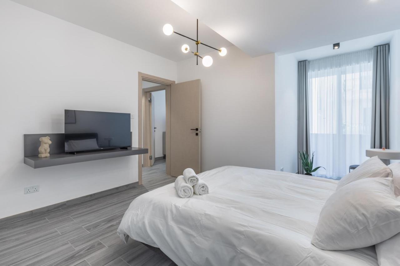 Luxury In Just Minutes Away From The Seafront And Restaurants * Gzira