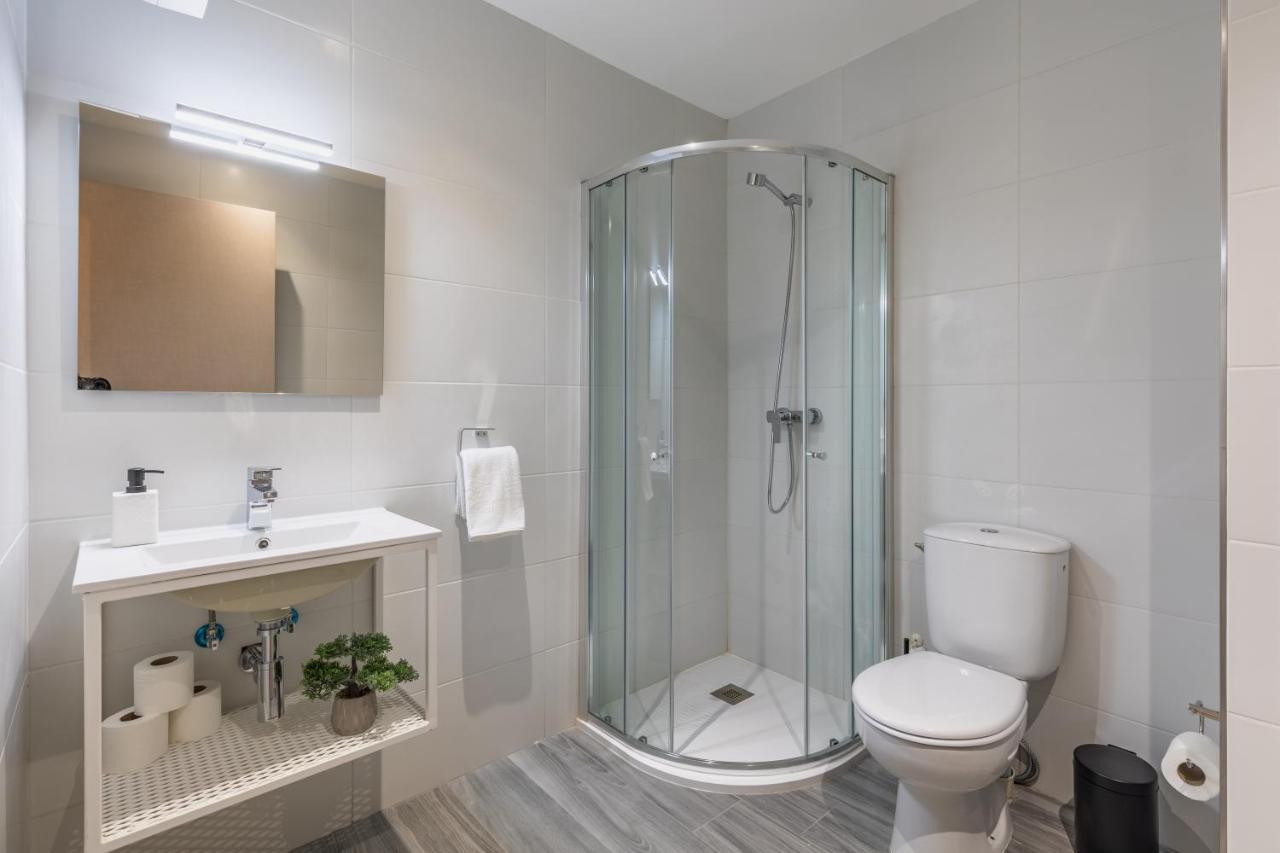 Luxury In Just Minutes Away From The Seafront And Restaurants
