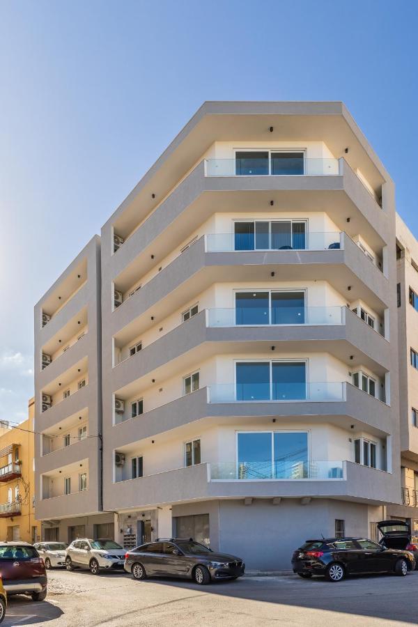 Luxury In Just Minutes Away From The Seafront And Restaurants Апартаменты